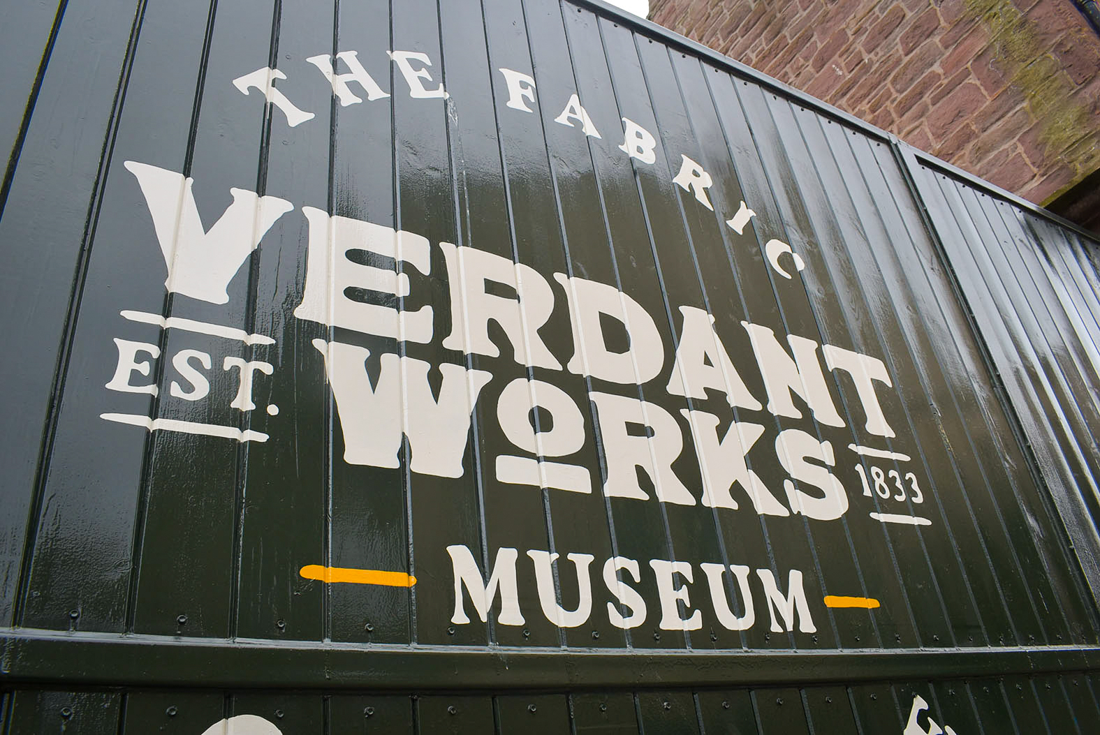 Hand lettering in branding - Robertsign