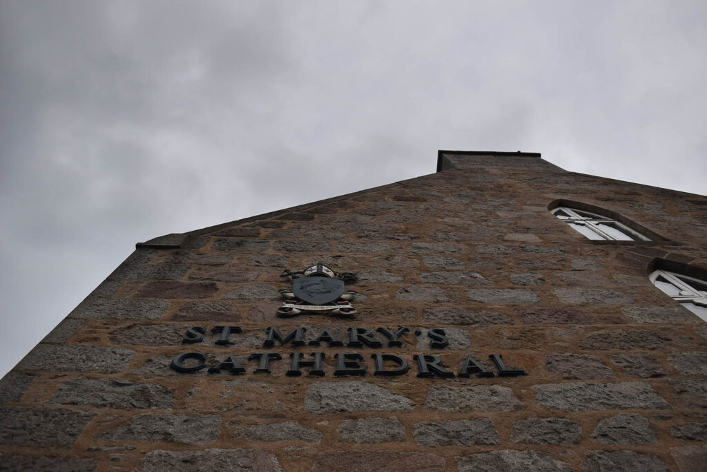 Painted Signs For Walls In Aberdeen