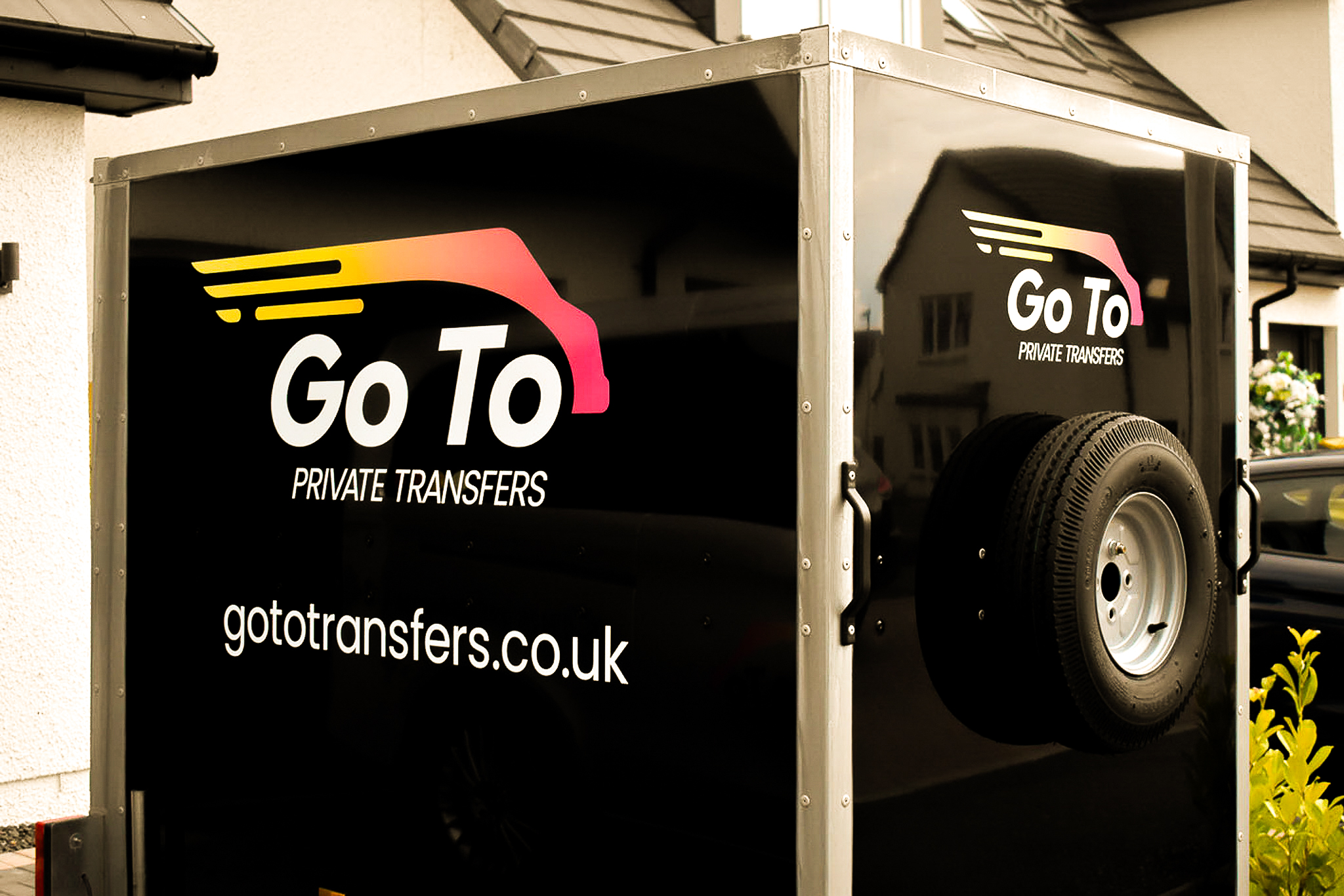 Trailer graphics for businesses in Dundee