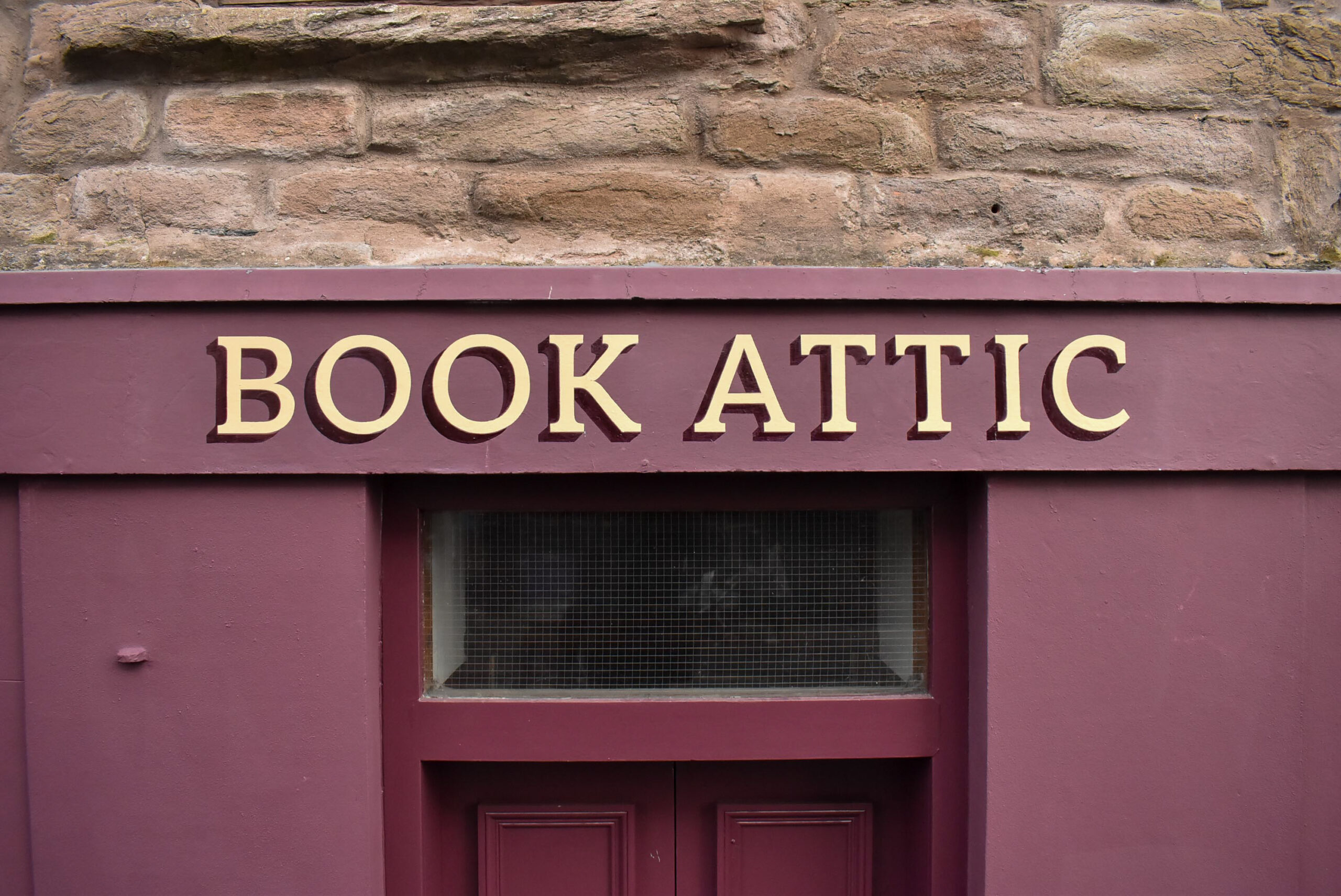 Hand lettering on Dundee shopfront