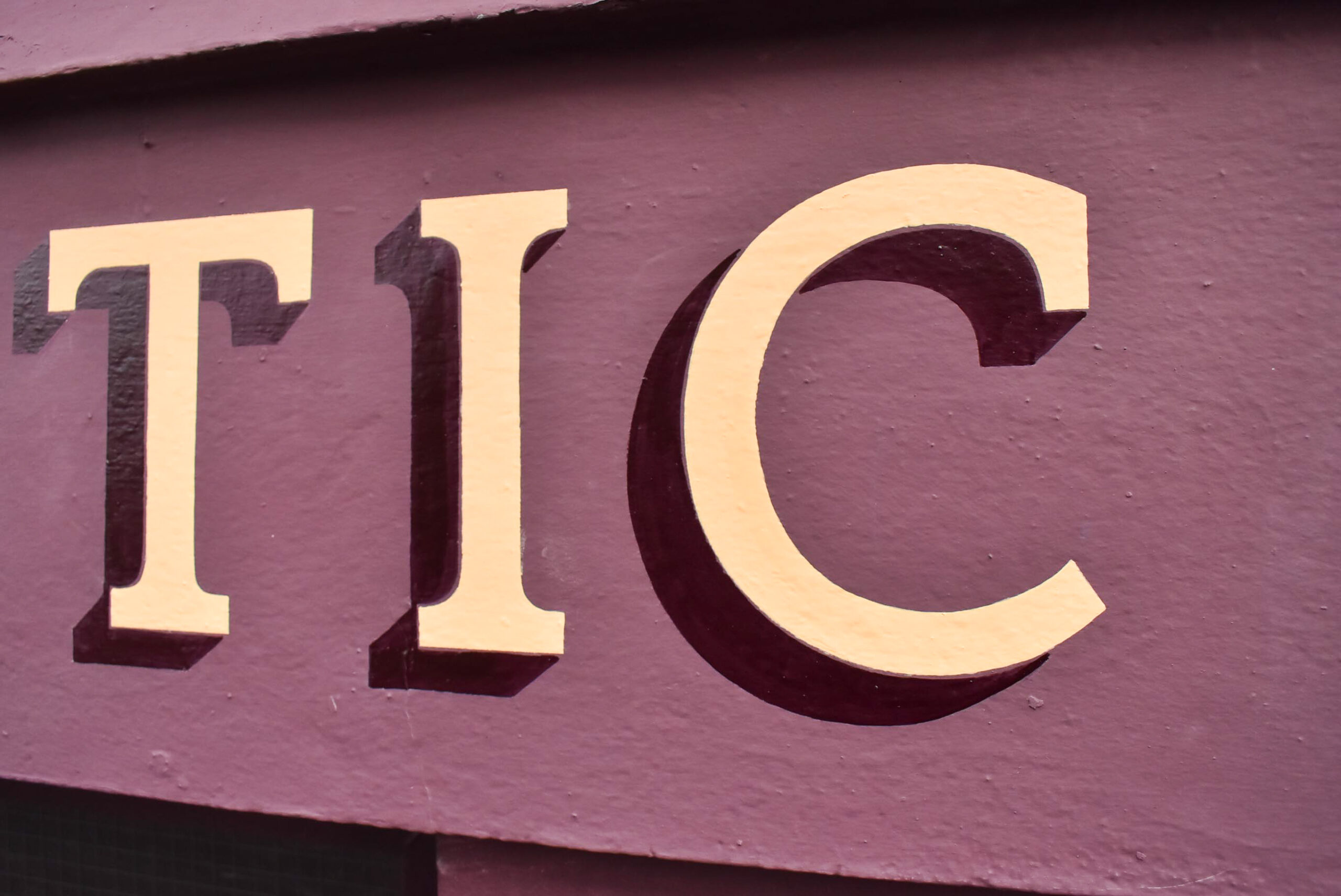 Hand painted lettering for shops in Dundee
