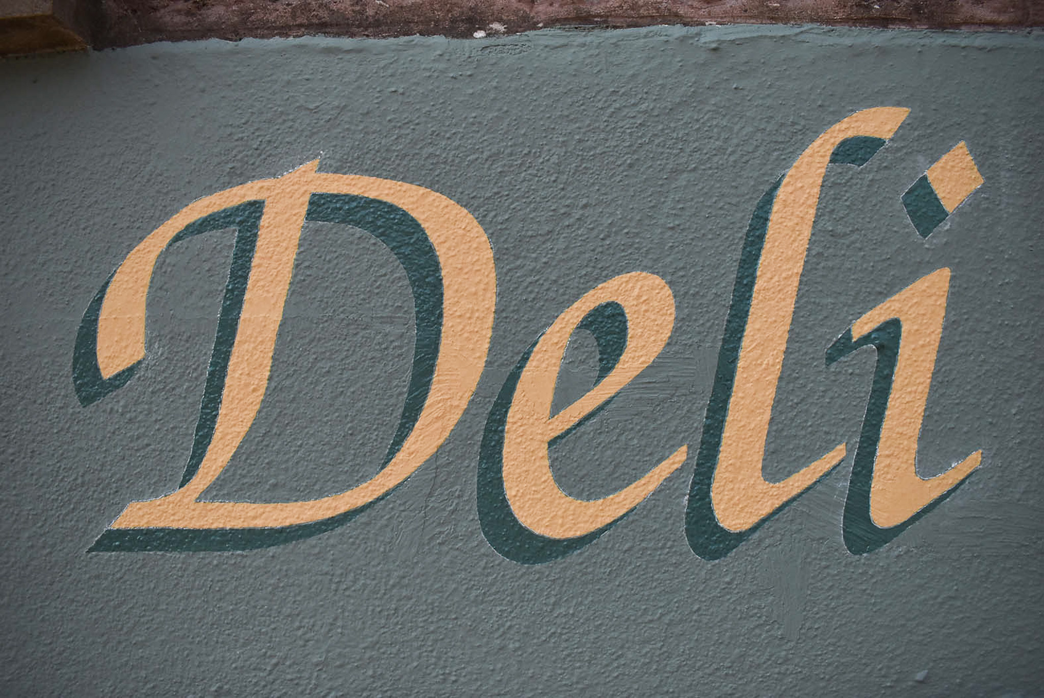 Deli signs Perthshire